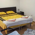 Cozy In The Hart Of The